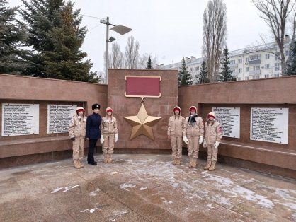 Кадеты школы города Новокуйбышевска  заступили на Пост №1 для несения Почетной вахты памяти у Вечного огня